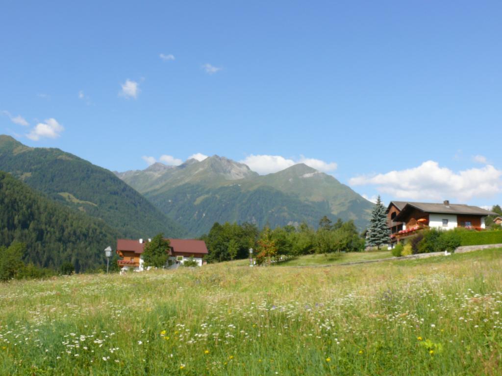 Gaestehaus Hanser Virgen Exterior photo